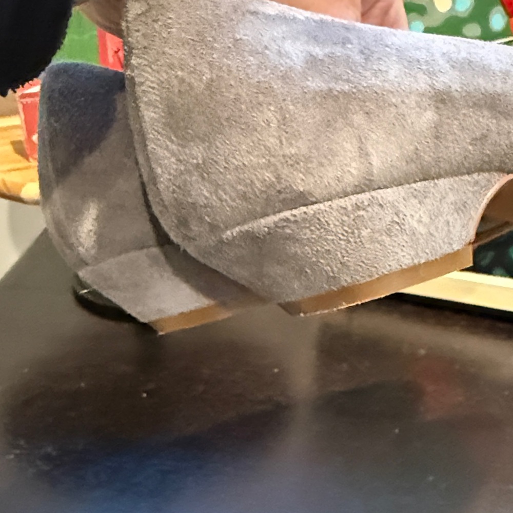 Paolo Gray Suede Flats - Picture 4 of 6